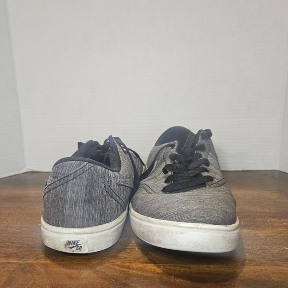 Size 12 - Nike SB Check Solarsoft Canvas Black White - Picture 8 of 9